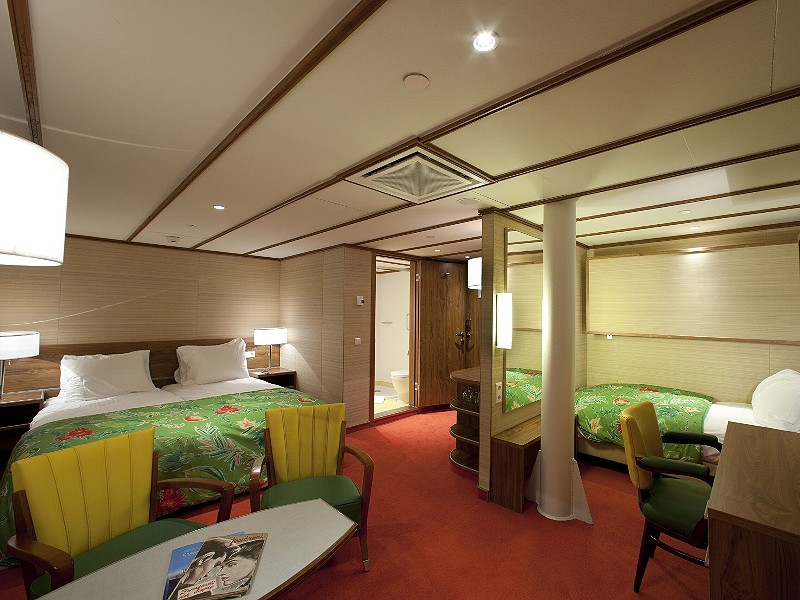 Een sfeervolle familiekamer op het ss Rotterdam