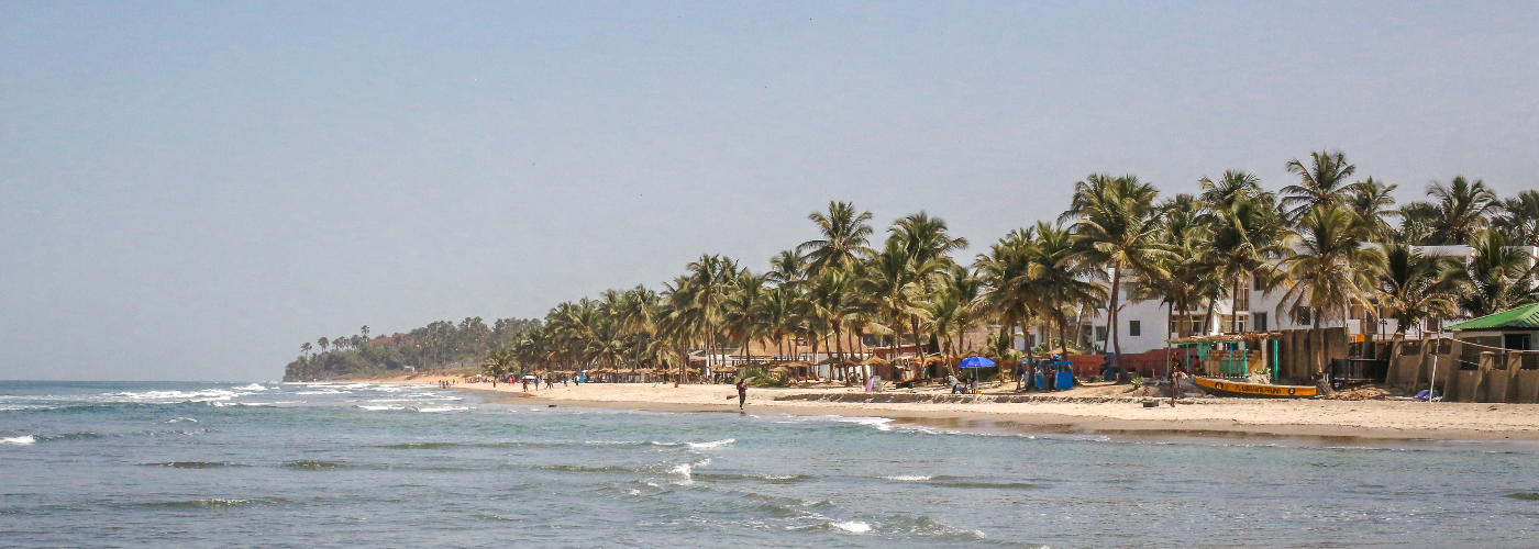 De kust van Gambia ligt aan de Atlantische Oceaan en kent steeds meer comfortabele en kindvriendelijke resorts