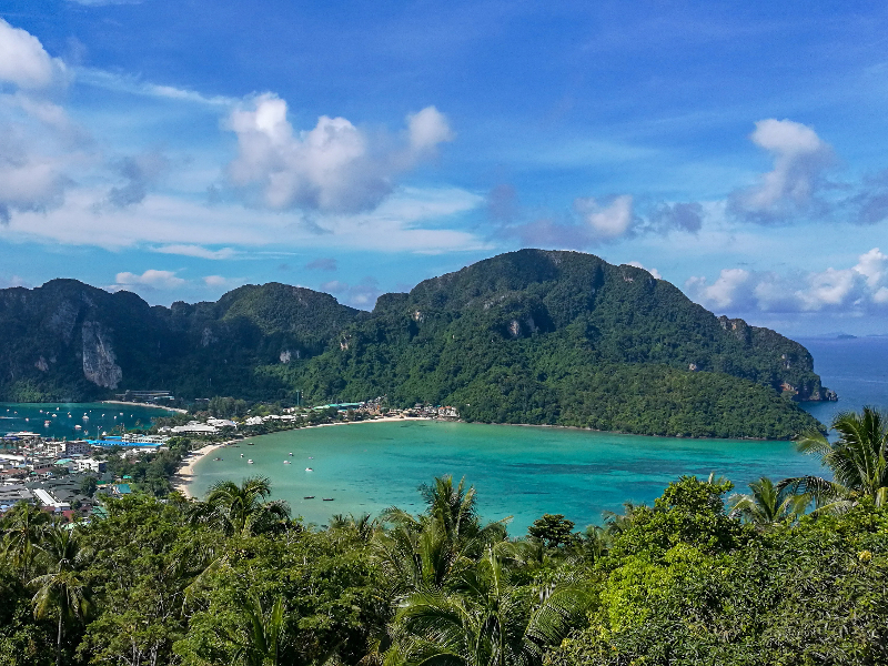 Strand bij Koh Phi Phi in Thailand