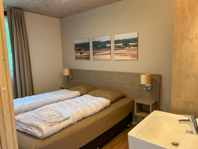 En de slaapkamer van papa en mama