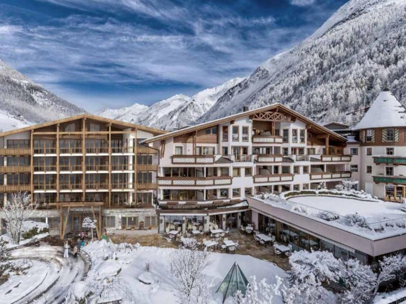 Het heerlijke luxe hotel Das Central in het wintersportgebied Sölden, Ötztal in Oostenrijk