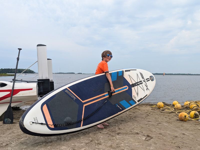 Suppen op het Veluwemeer bij EuroParcs Bad Hoophuizen 
