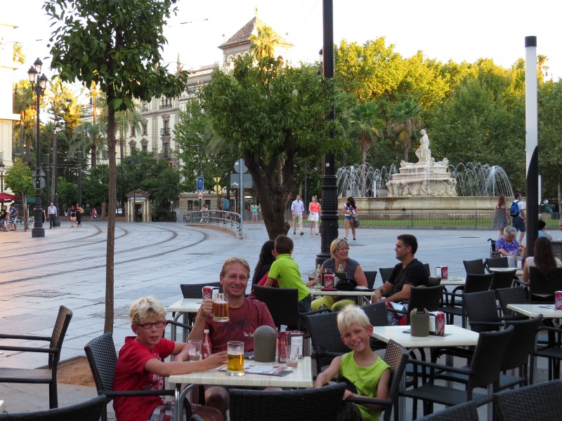 Chillen op een terrasje in Sevilla