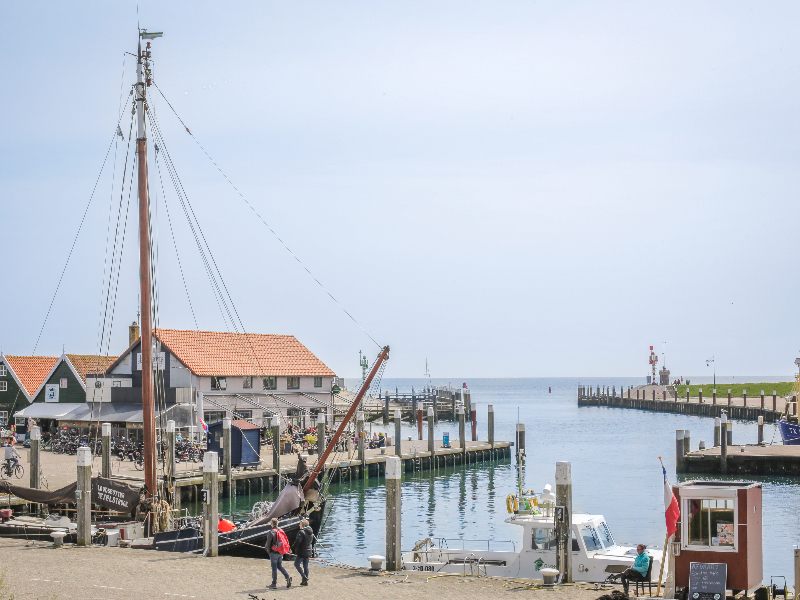 De haven van Oudeschild op Texel