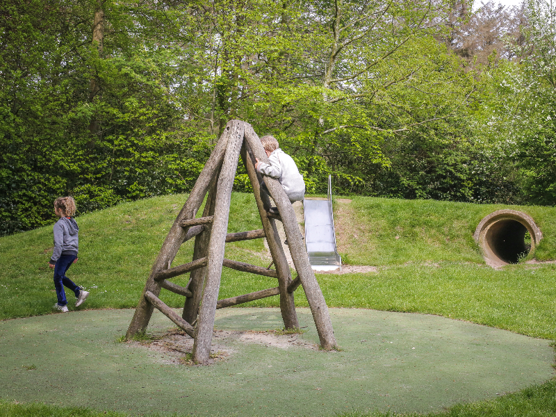 speelplaats Het Vierkante Stuk bij Natuurpad de Mient op Texel