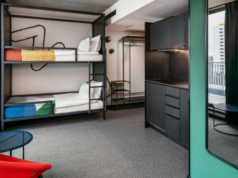 Stapelbed voor de kids in het kindvriendelijke Student Hotel Berlin
