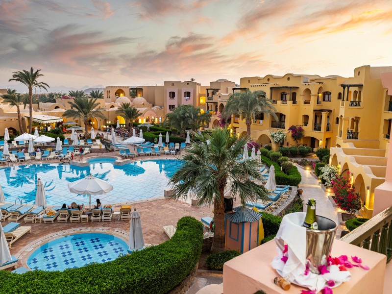 uitzicht op het zwembad