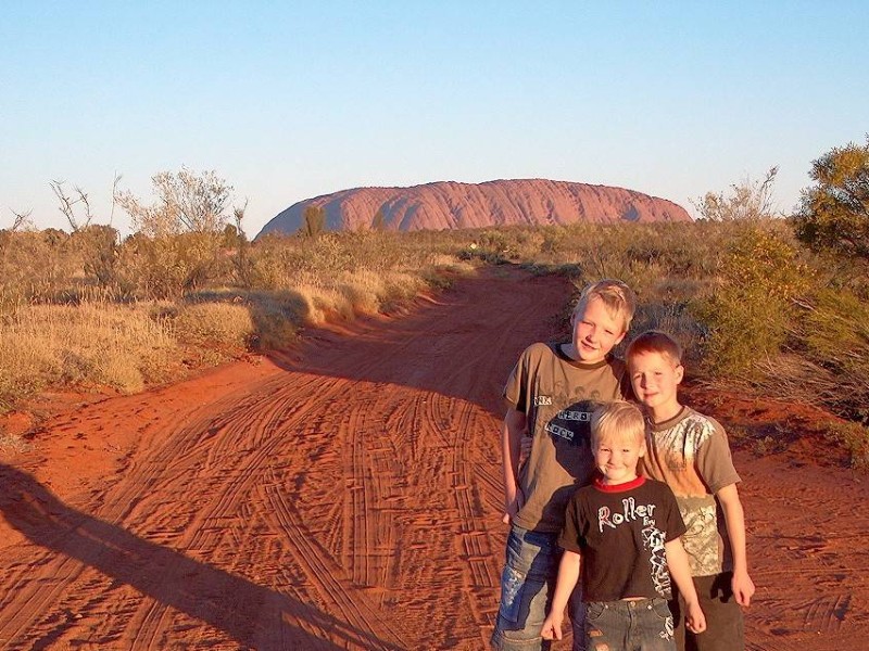 Uluru met kids
