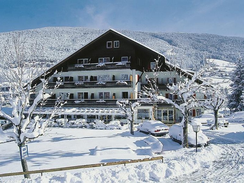 Het kindvriendelijke hotel Rodes in de Italiaanse Dolomieten in de winter