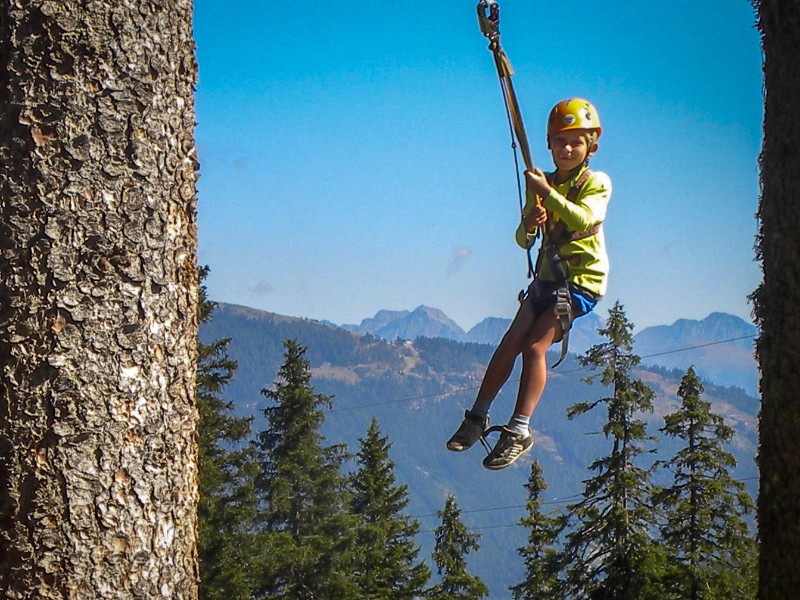 Reuzenschommel in het klimpark Katschberg