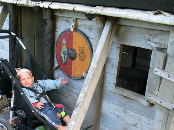 Tycho in het Vikingecenter Ribe