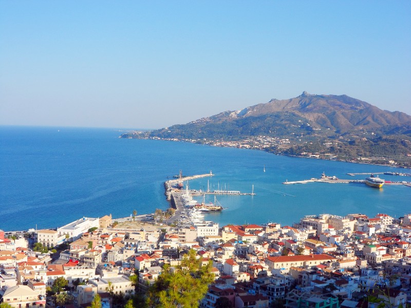 Uitzicht op Zakynthos-stad vanaf het Venetiaanse kasteel Bochali