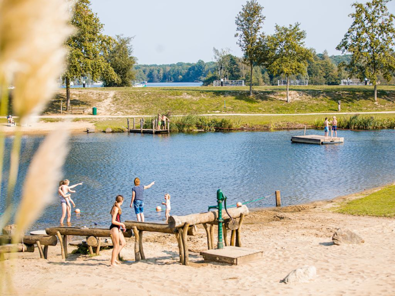 zwemmeer bij landal marina well