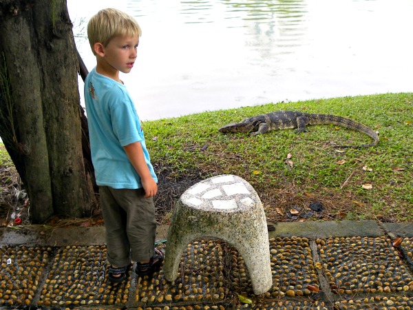 Tycho bij een varaan in Lumphini Park