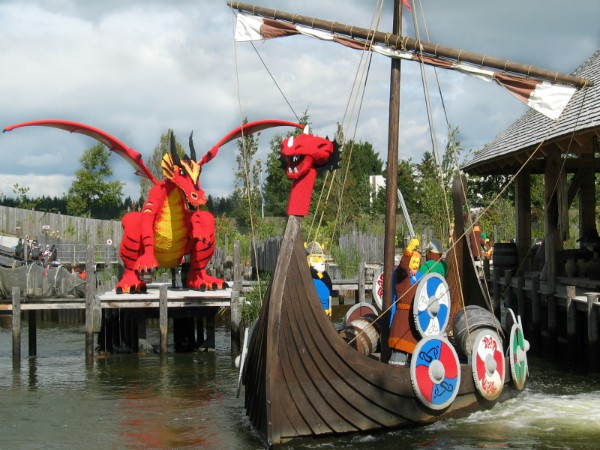 De draak in Legoland Billund