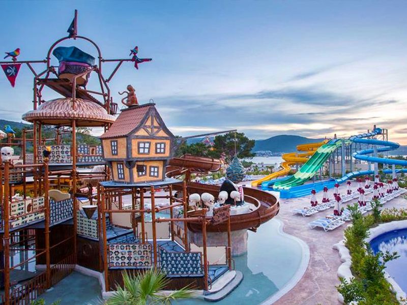 Het superleuke piratenspraypark bij het Vogue Hotel Supreme in Bodrum!