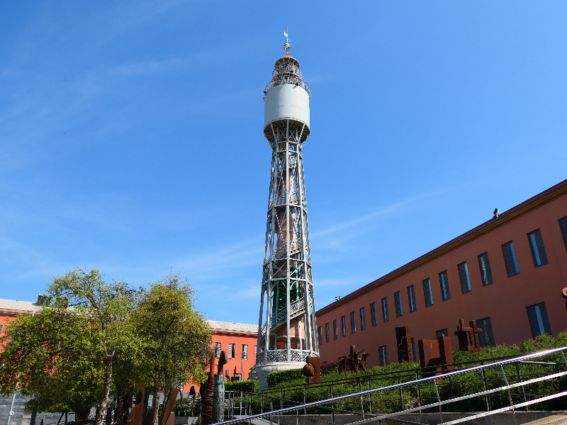 Beklim de watertoren en geniet van het uitzicht