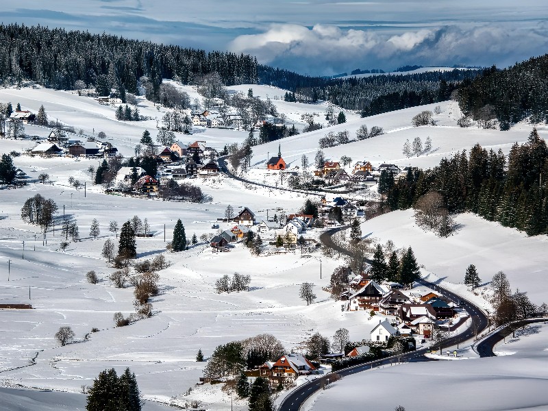Duitsland onder een dikke laag sneew