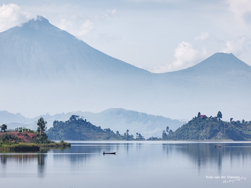 Lake Mutanda