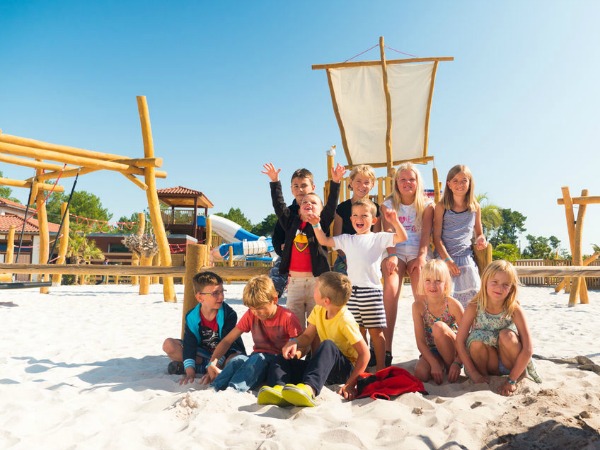 Dolle pret op Camping au Lac de Biscarrosse aan de Atlantische kust