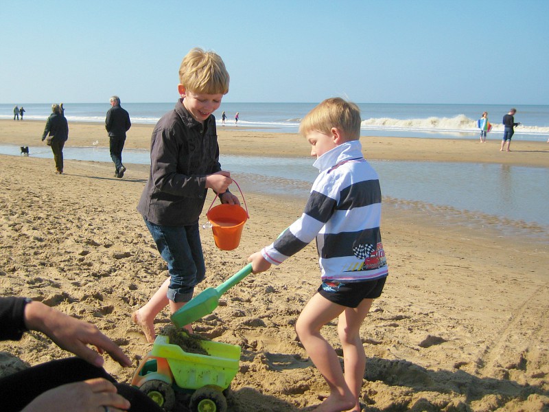 Op het strand bij Noordwijk