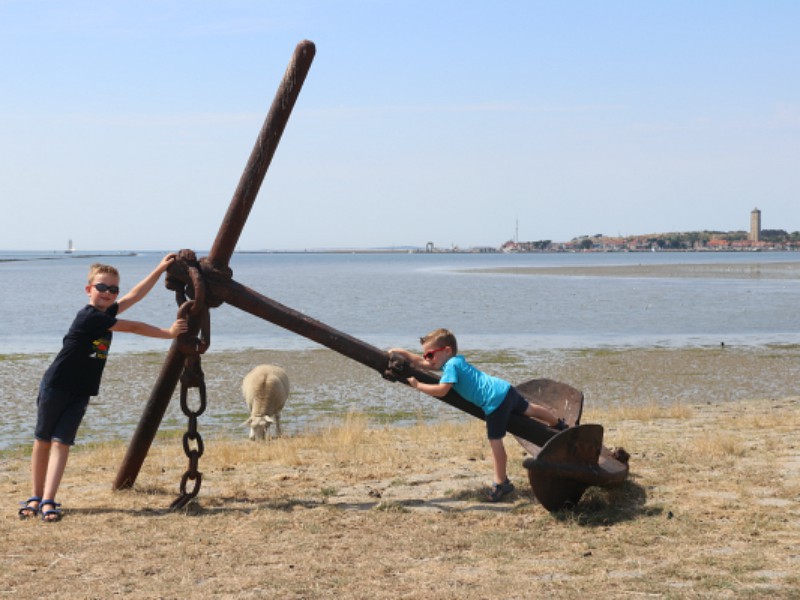 Zicht op Terschelling en de Brandaris